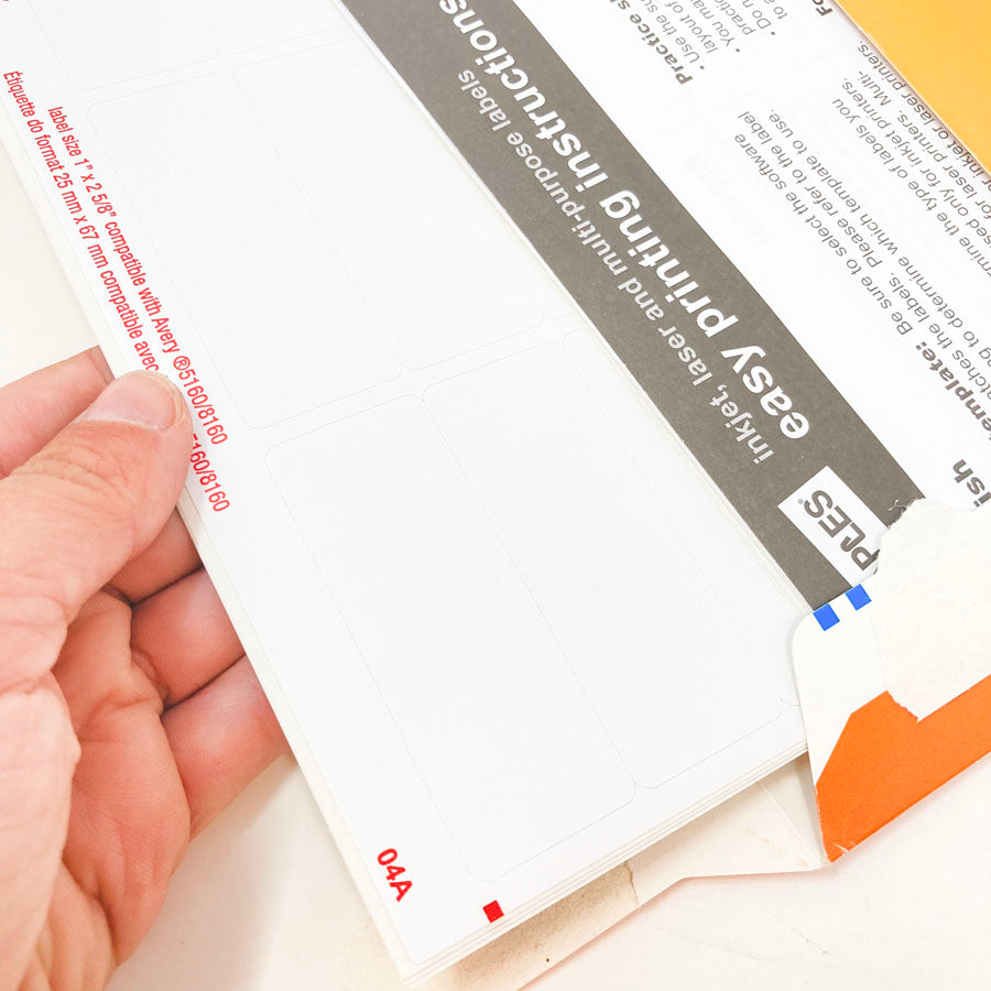 Staples White Mailing Labels