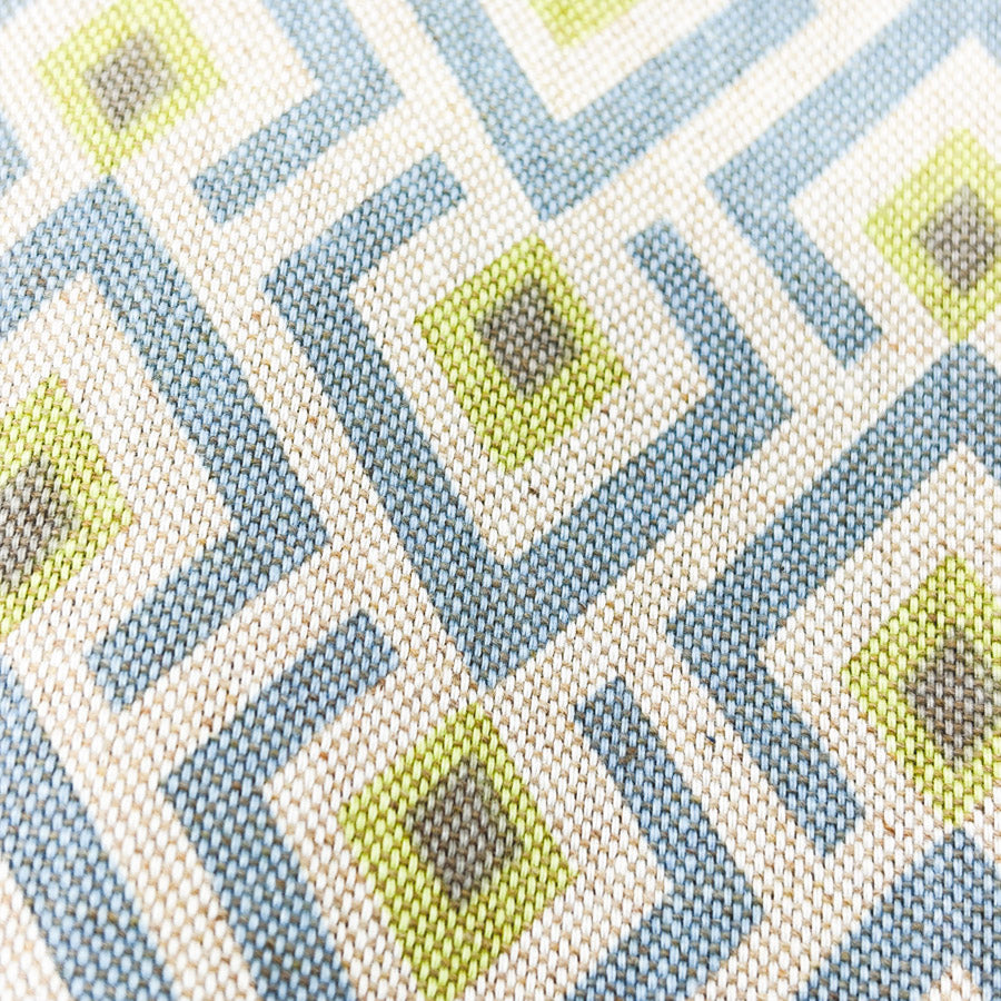 55" x 31" Upholstery Weight Diamond Fabric