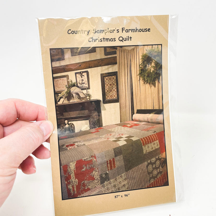 Farmhouse Christmas Quilt Pattern by Country Sampler