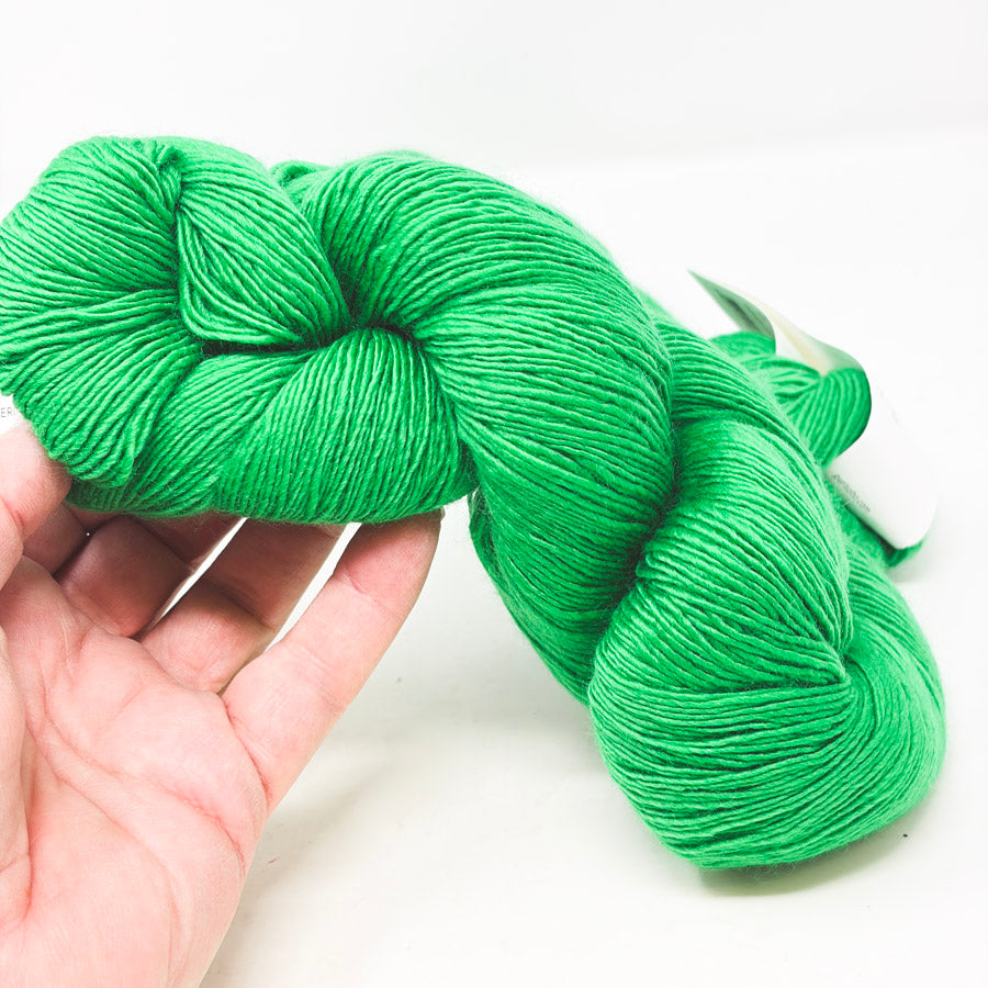 Purl Soho Line Weight Wool Yarn – Clover Green (1)