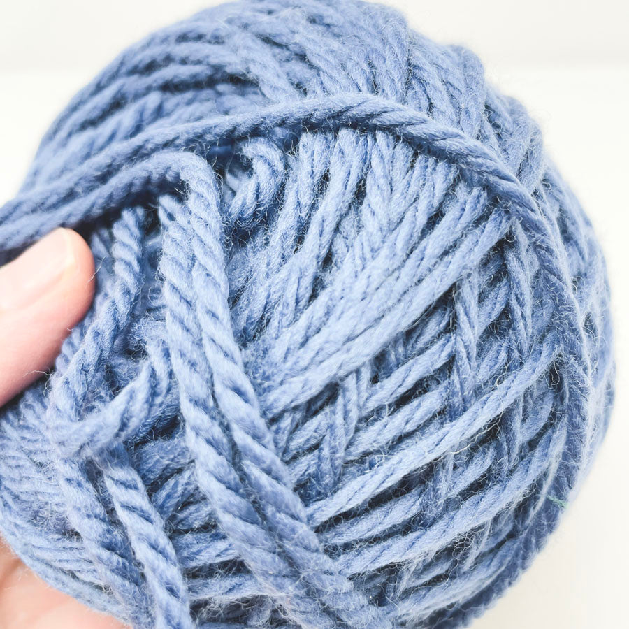 Cascade Yarn 220 Superwash Grande Remnant (4.8 oz)