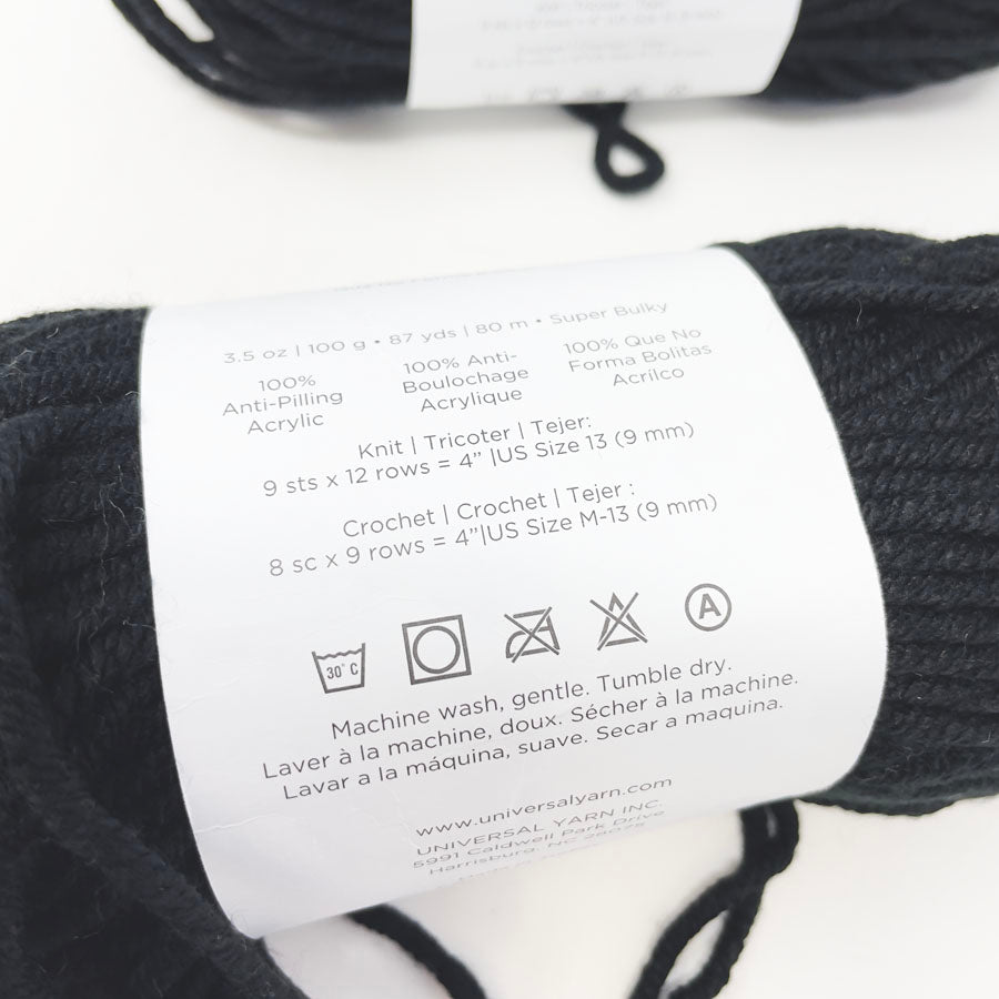 Universal Yarn Uptown Super Bulky Yarn - Black (1)