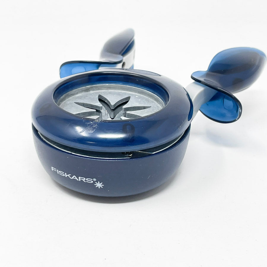 Fiskars Starburst Squeeze Punch