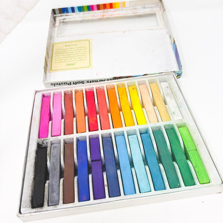 Koss Set of 24 Soft Pastels