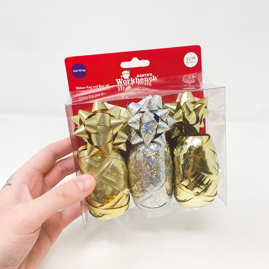 Santa's Workbench Ribbon Keg / Bow Set