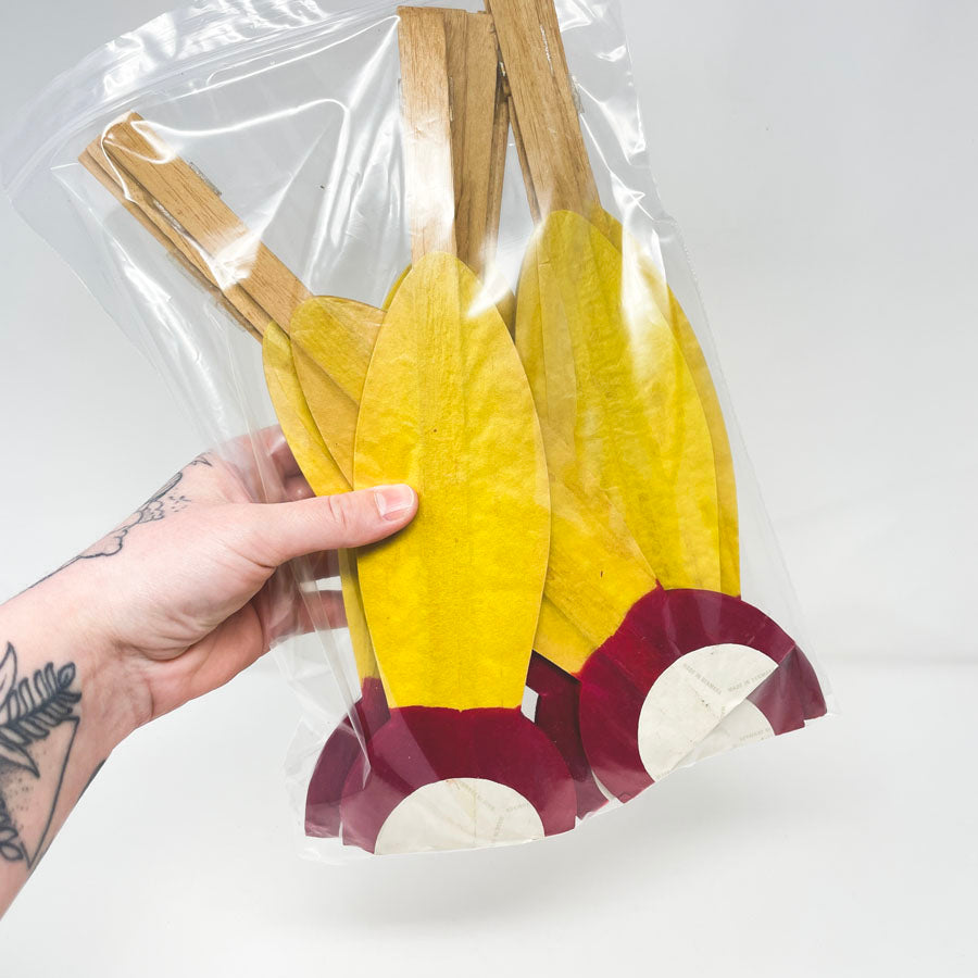 Susan Fan Tissue Decoration 17"