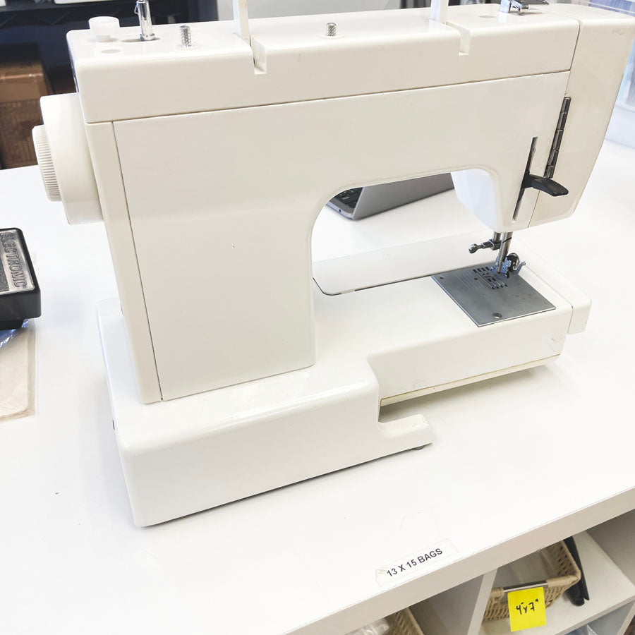 White 1866 Heavy Duty Sewing Machine