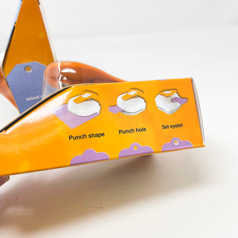 Fiskars Tag Maker Paper Punches