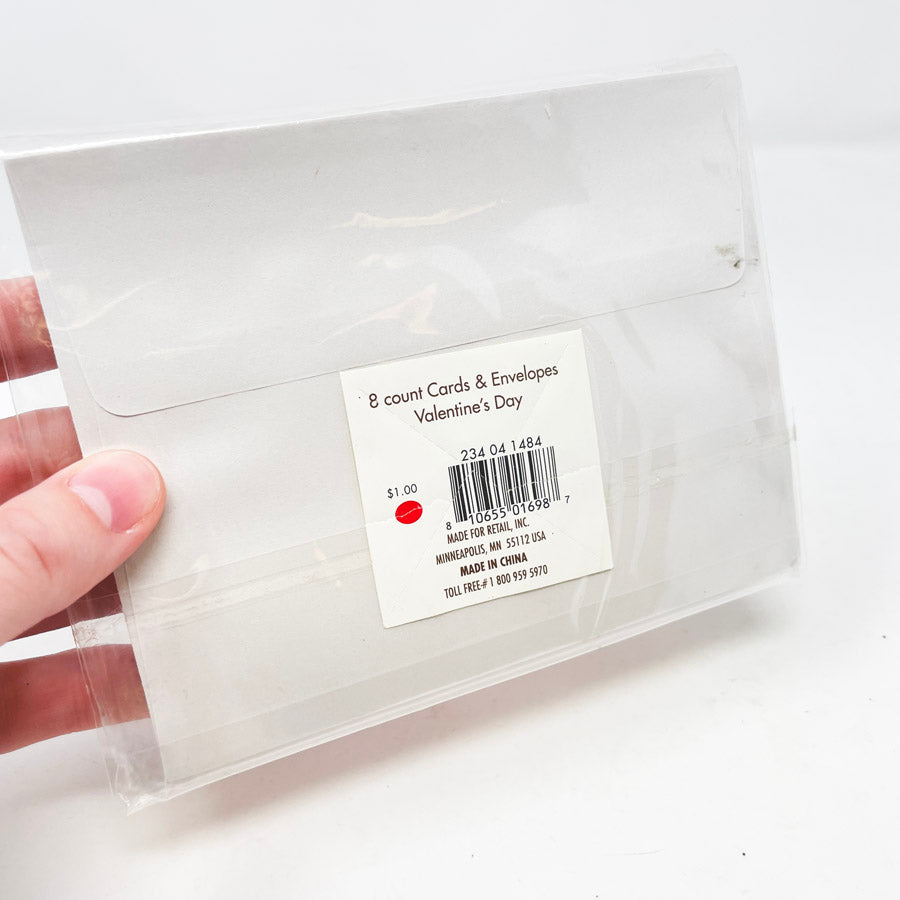 Valentine's Day Scalloped Cards and Envelopes Set - 8ct