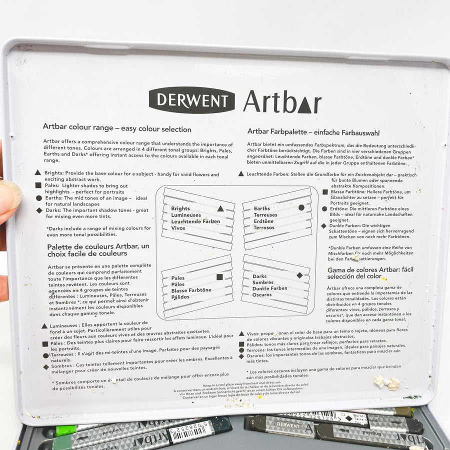Derwent 24 Artbar Water Soluble Wax Bars