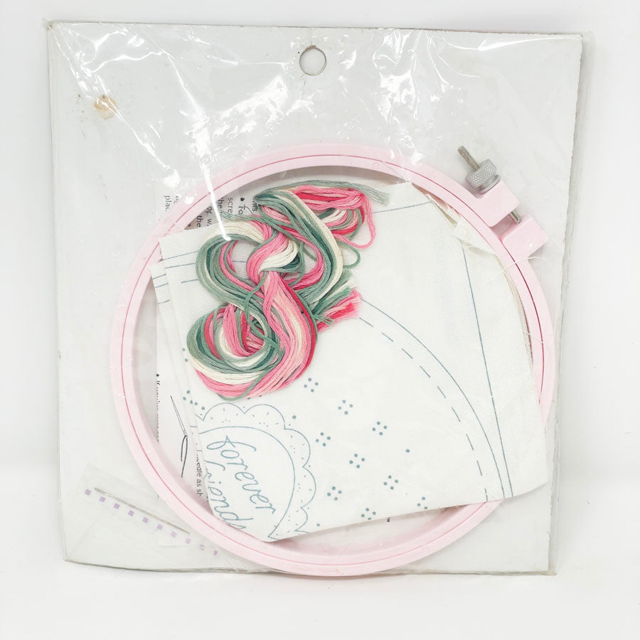 Forever Friends Crewel Embroidery Kit - Learn a Craft