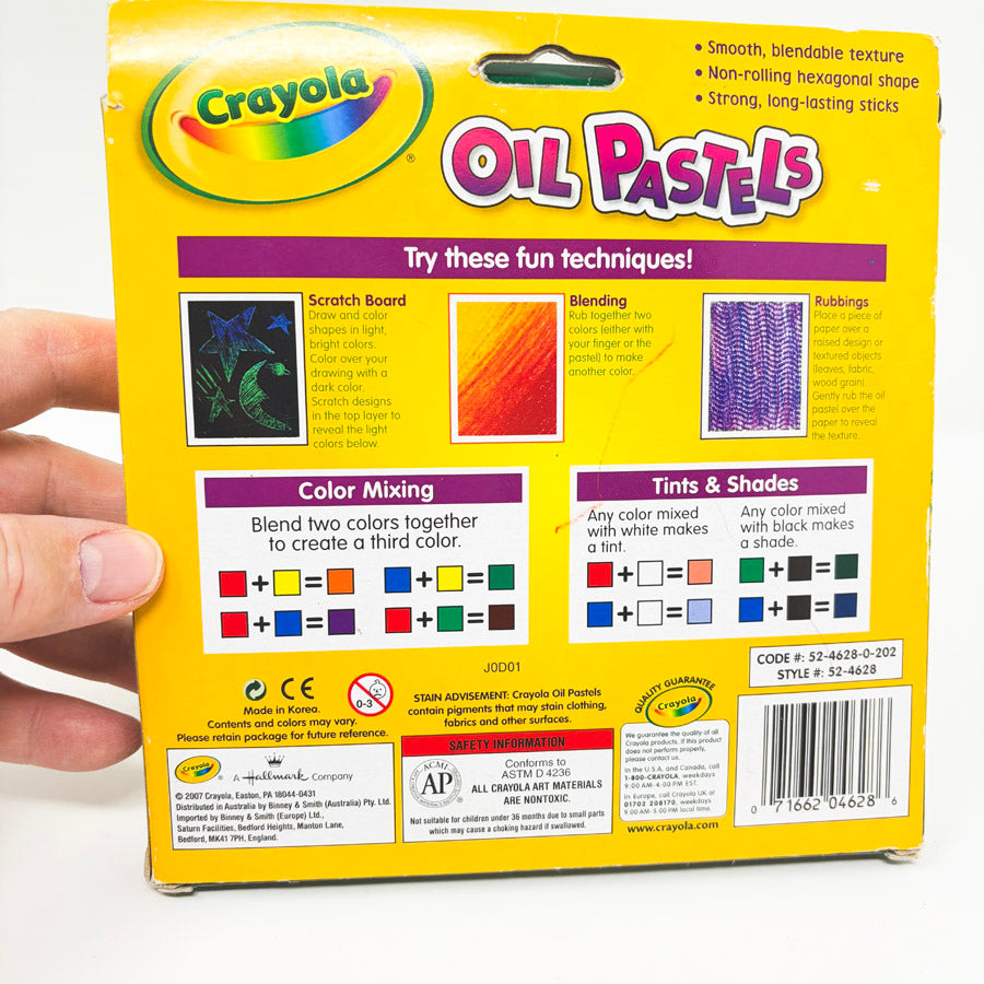 28 Crayola Oil Pastels