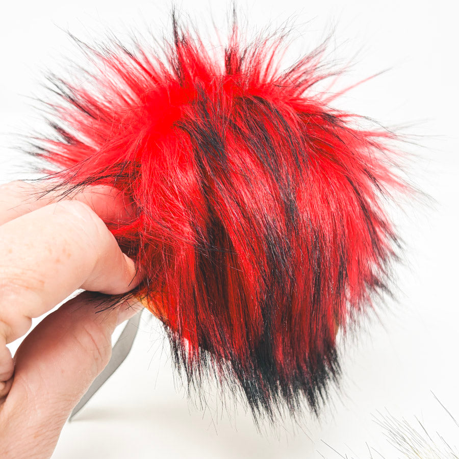 Grocery Girl Knit Faux Fur Pom Poms – High Chroma