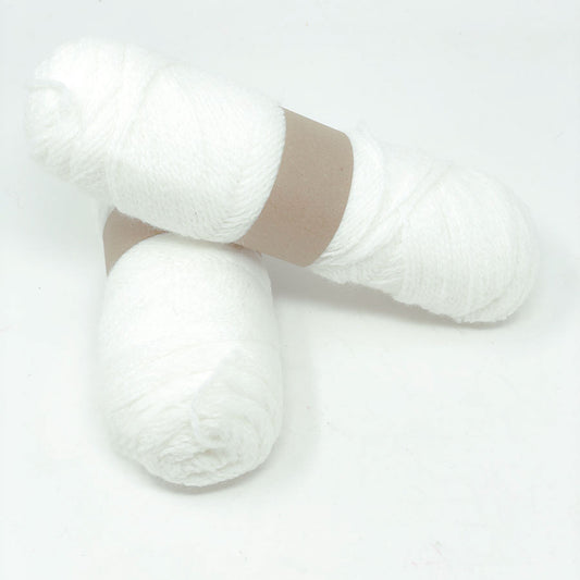 Unmarked White Yarn - Lightweight (1)