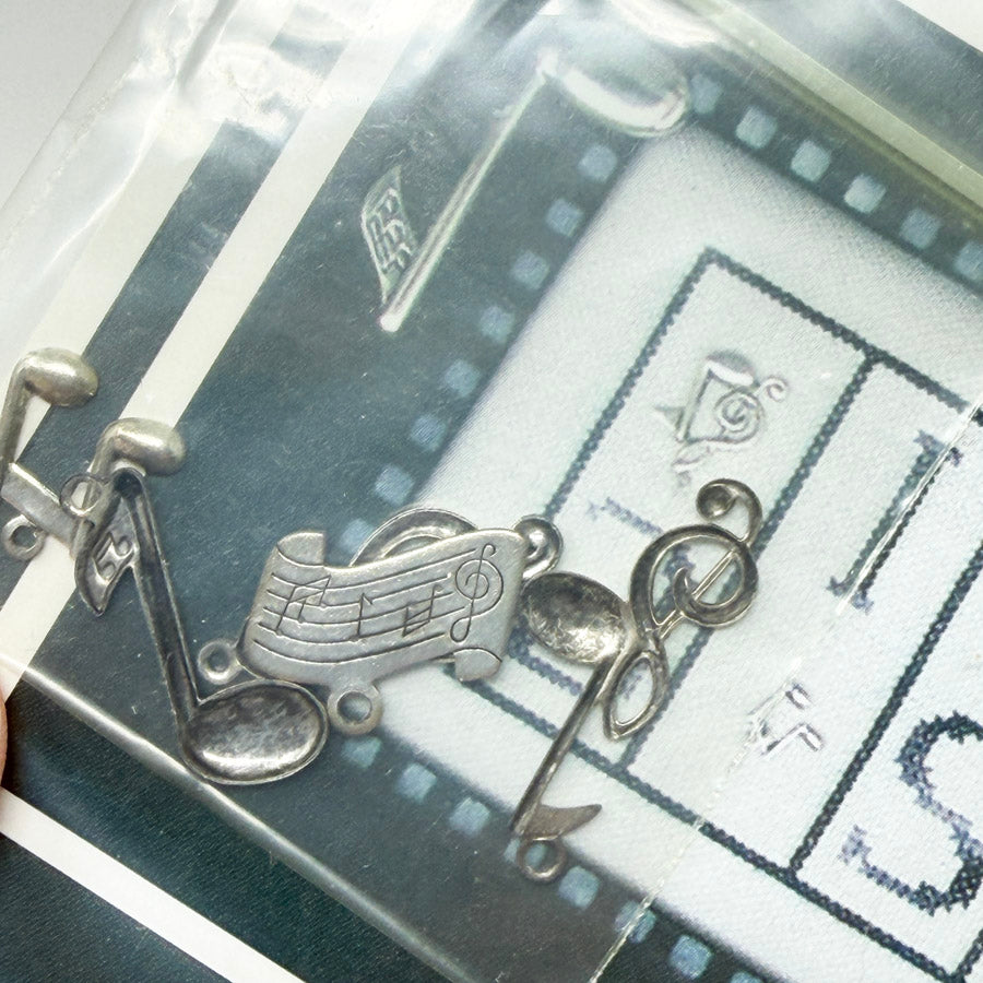 Mini Block Music – Hinzeit Cross Stitch Charts with Charms