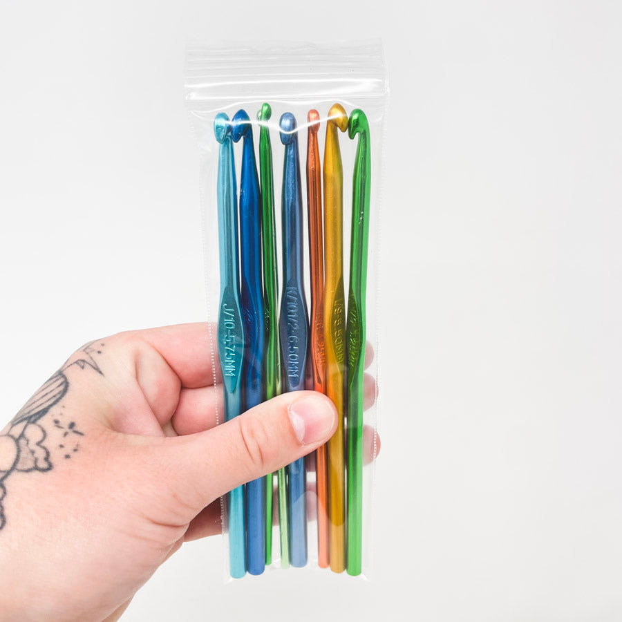 Bundle of Eight Aluminum Crochet Hooks