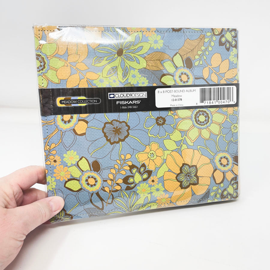 Fiskar's Brand 8" x 8" Scrapbook Albums