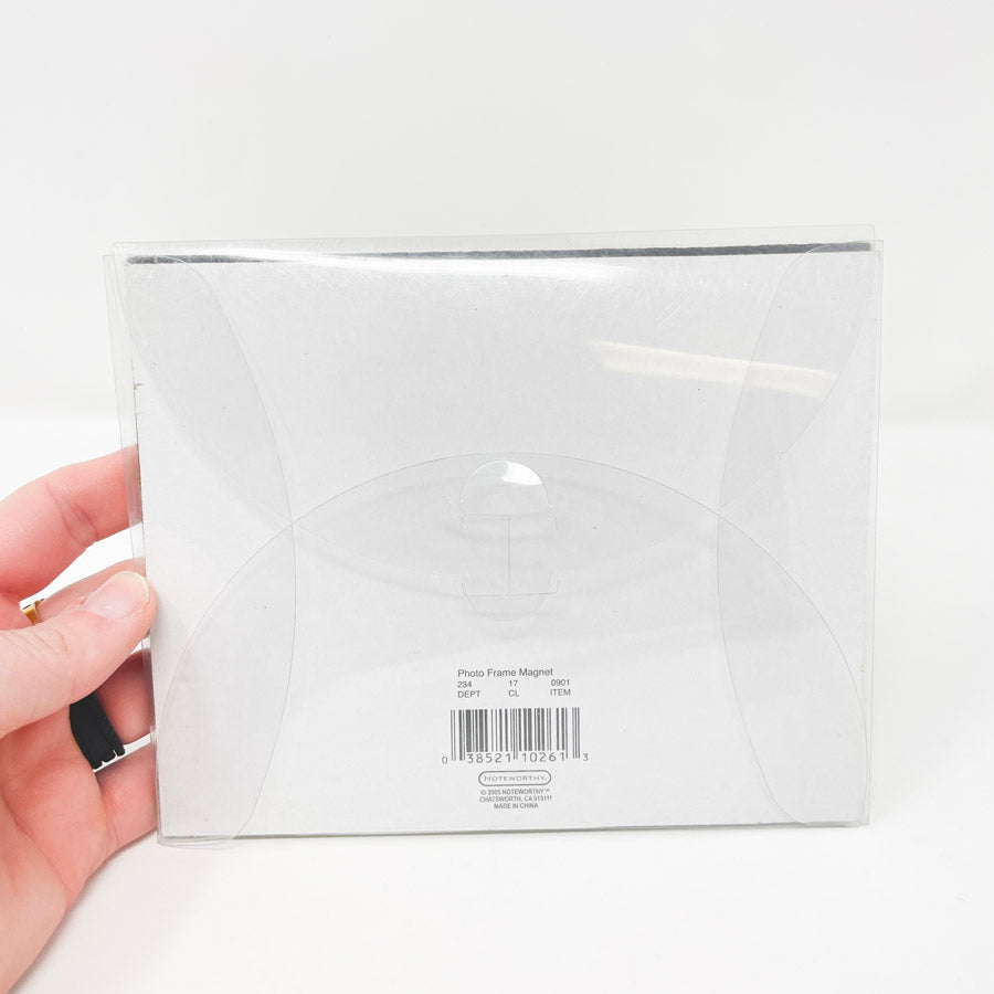 Magnetic Photo Frame - 3.5x5"-4x6" Photos