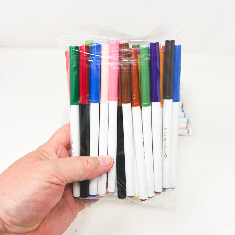 50 Crayola Super Tip Markers