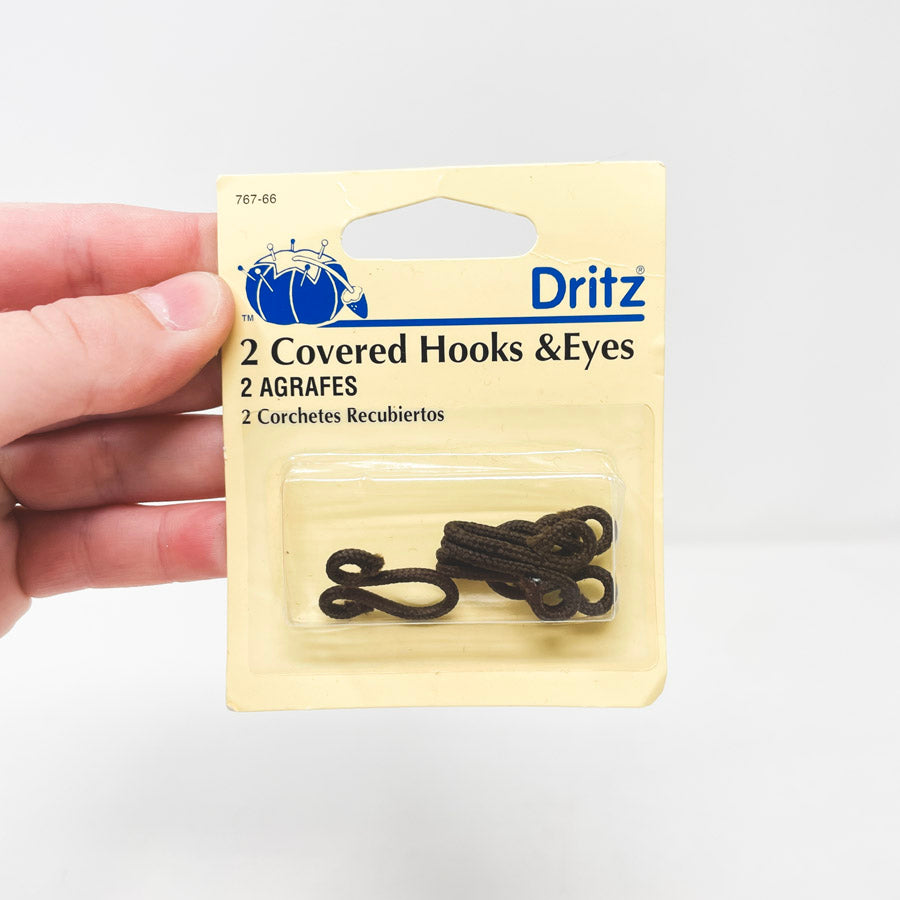 Dritz 2 Covered Hooks and Eyes