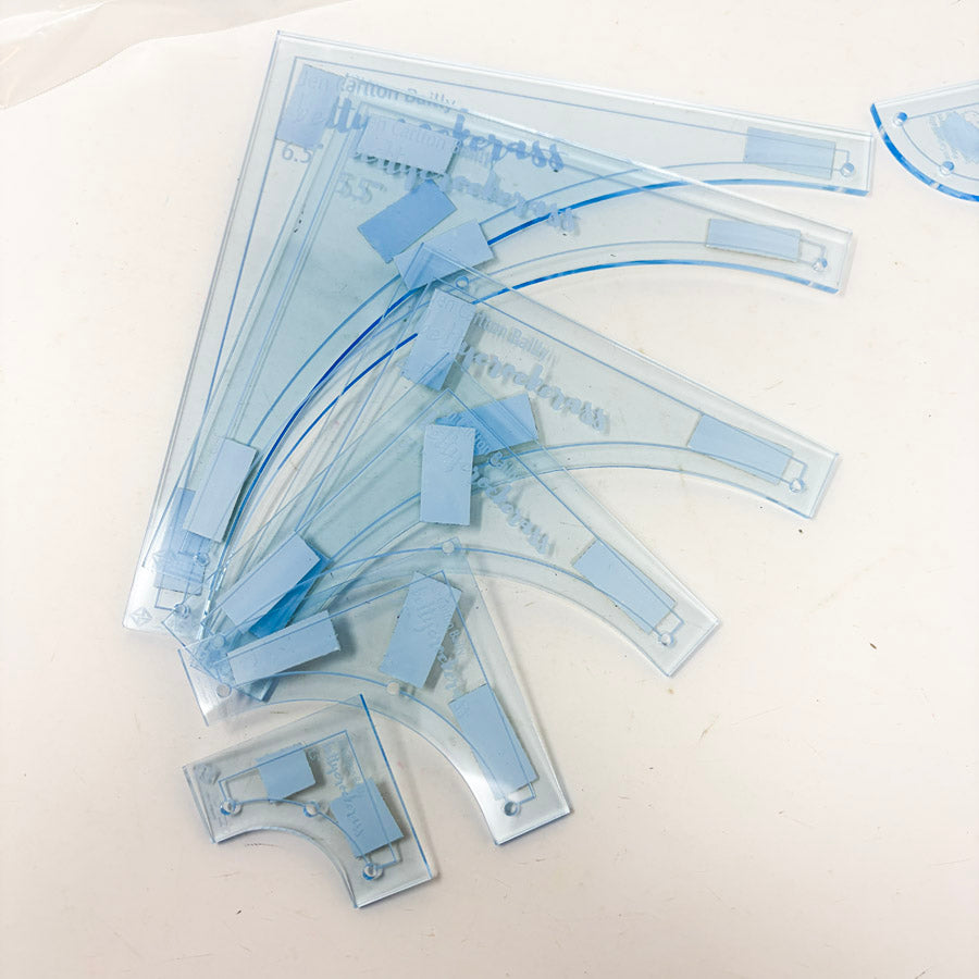 Betty Crockerass Make It Curvy 12 Piece Template Set