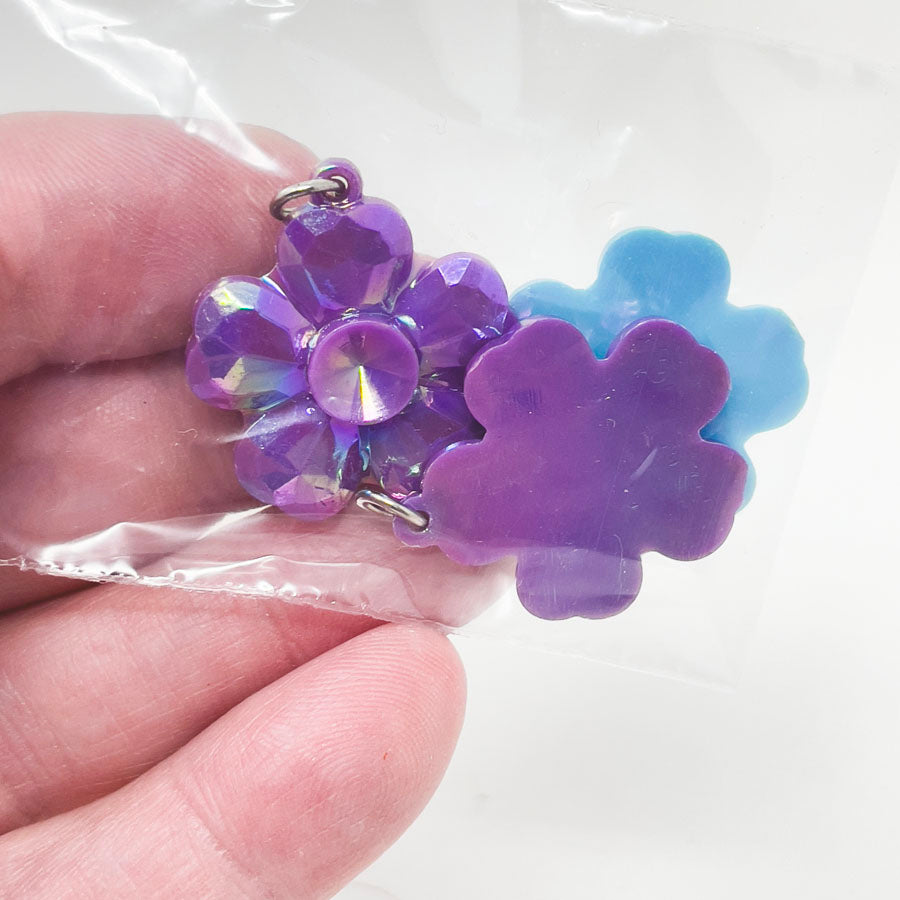 Plastic Flower Charms