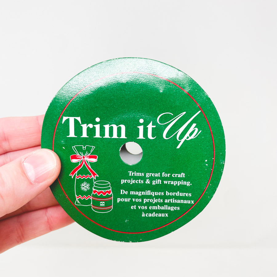 Gold Wired Garland Strand