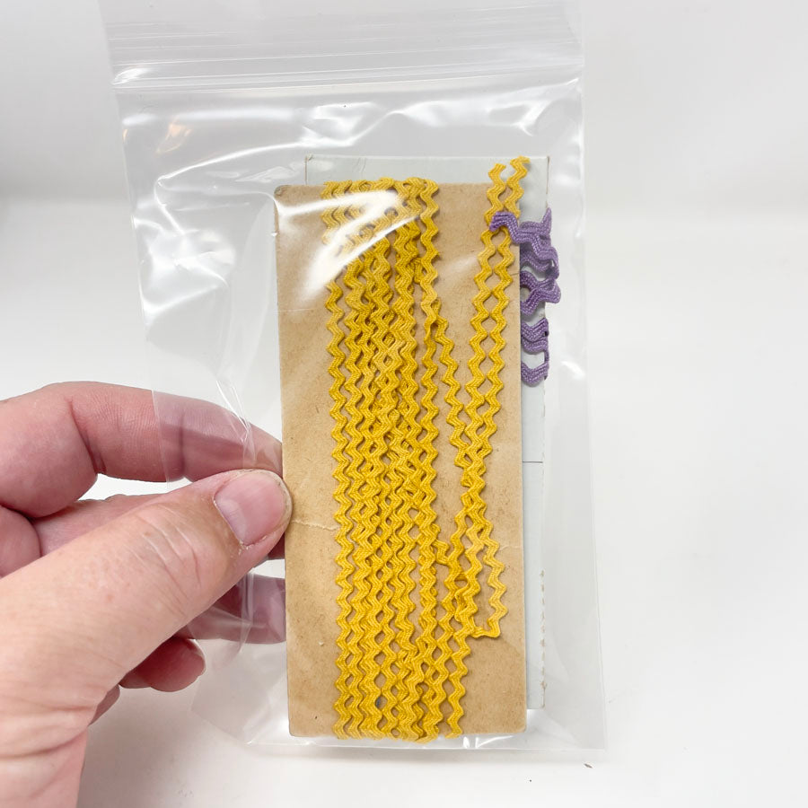 Tiny-Tinny Zigzag Trim Bundle