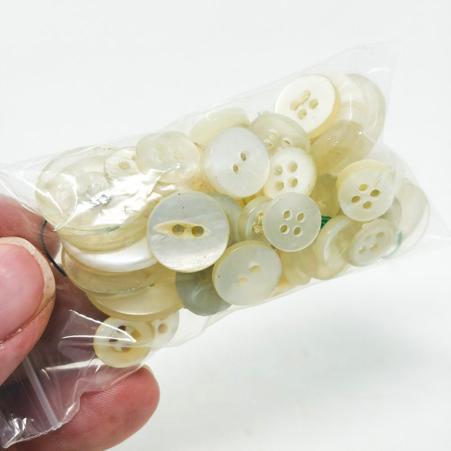 Pearlized Buttons White Bundle