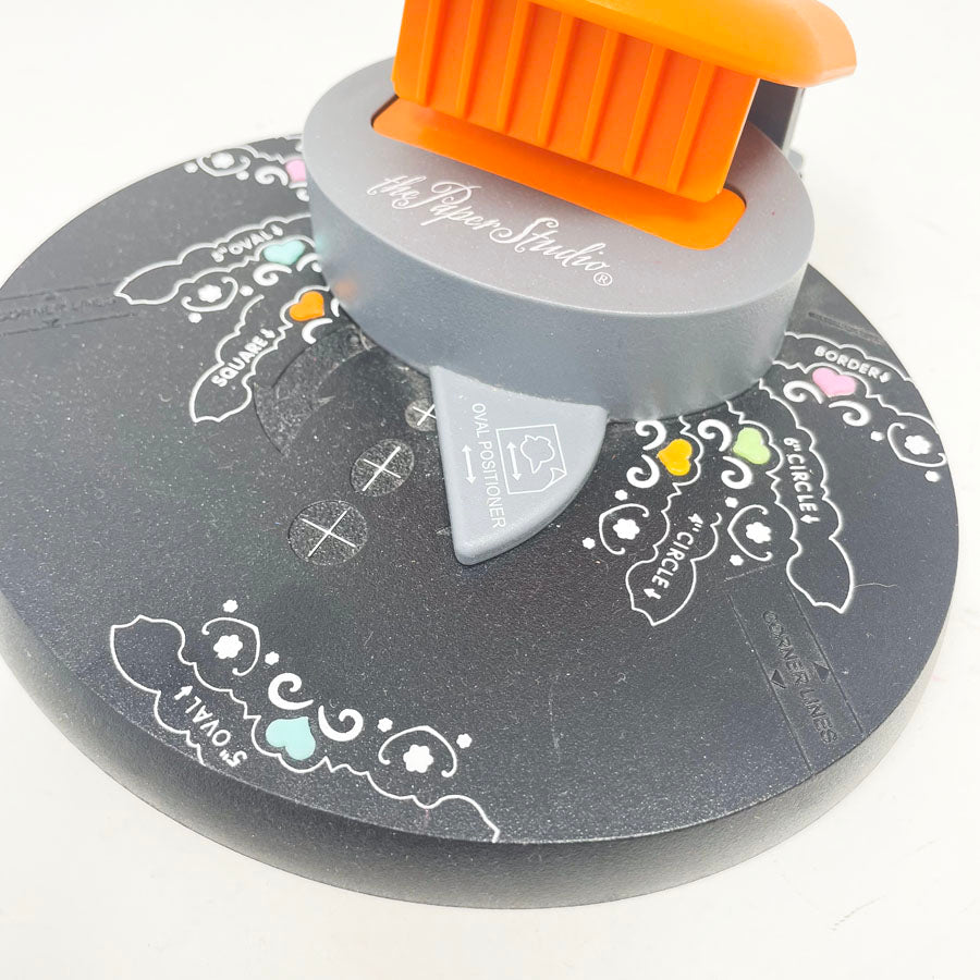 The Paper Studio Heart Border with 6 Oval Positions Paper Punches