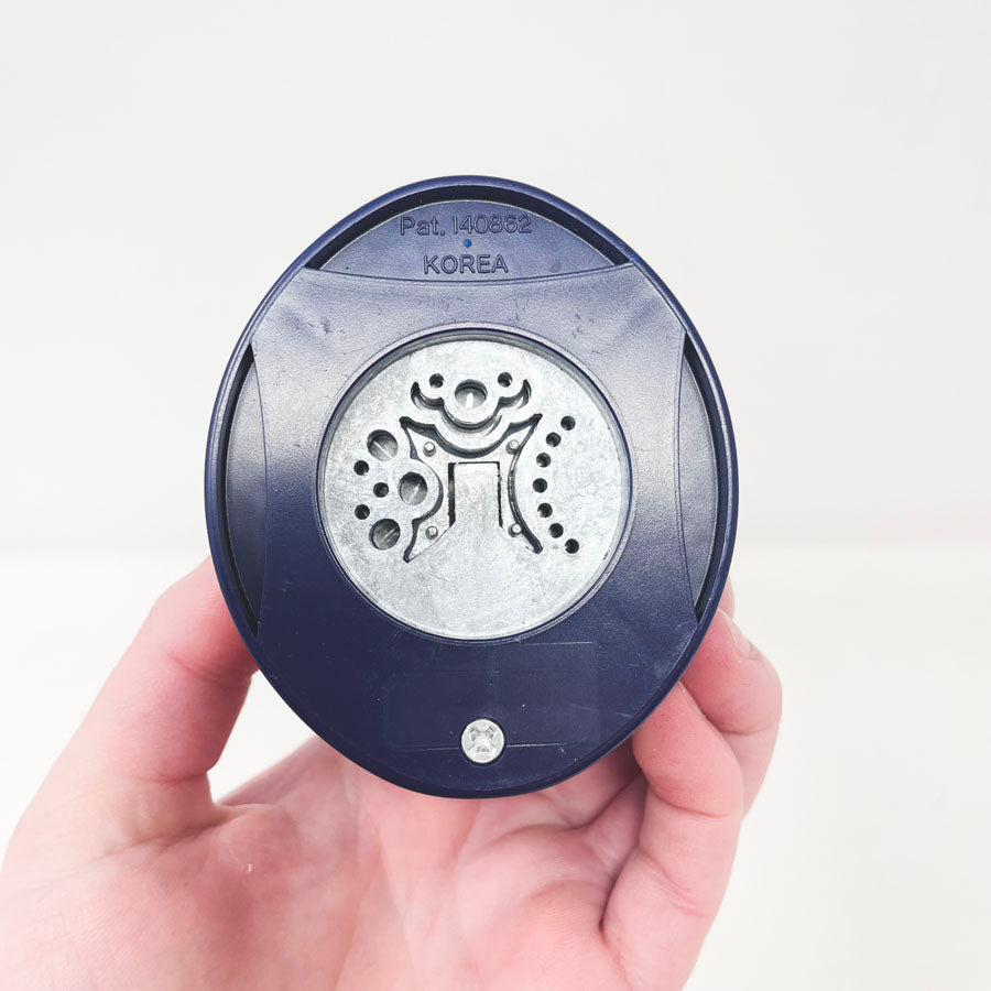 Fiskars Corner Hole Punch - Pick a Design