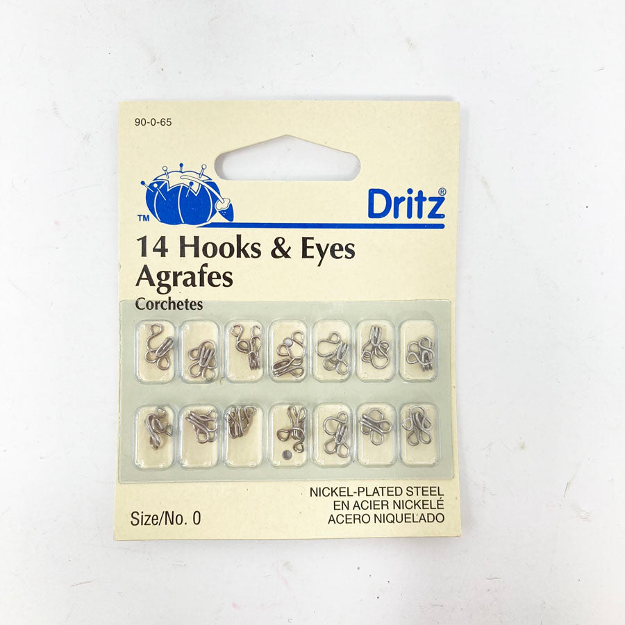 Dritz 14 Hook & Eyes Size 0 Silver