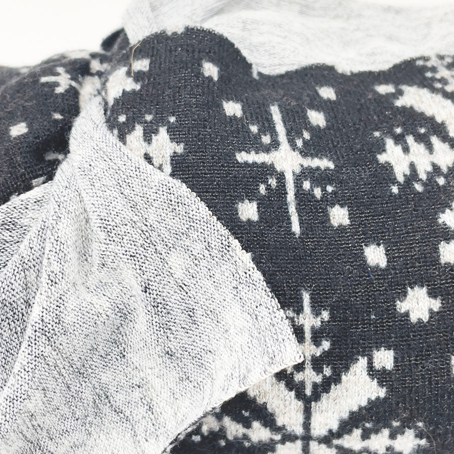 46" x 68" - Black Snowflake Jersey Fleece