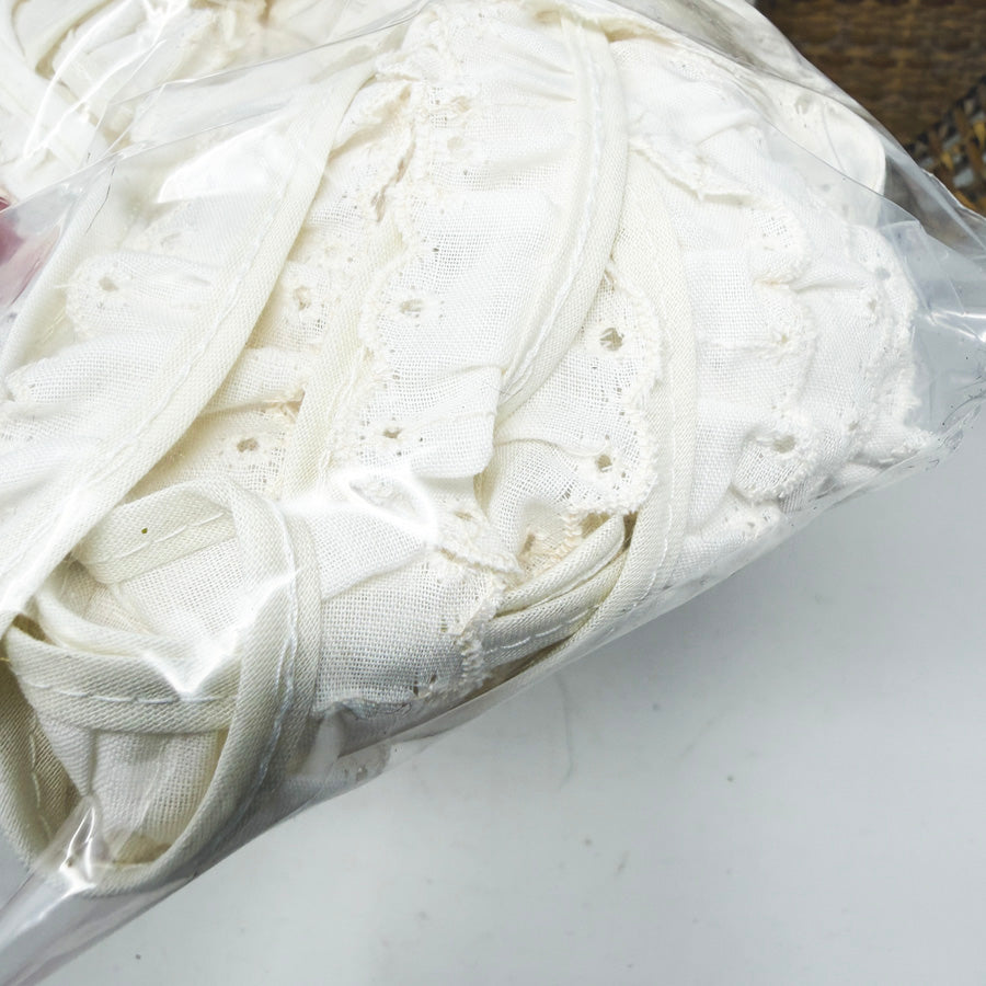 Eyelet Trim Yardage Bundles (1)