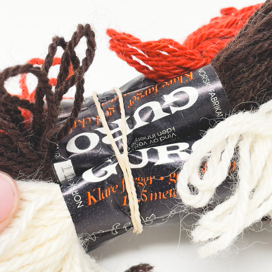 Guro Rust Brown Cream Needlepoint Yarn Bundle