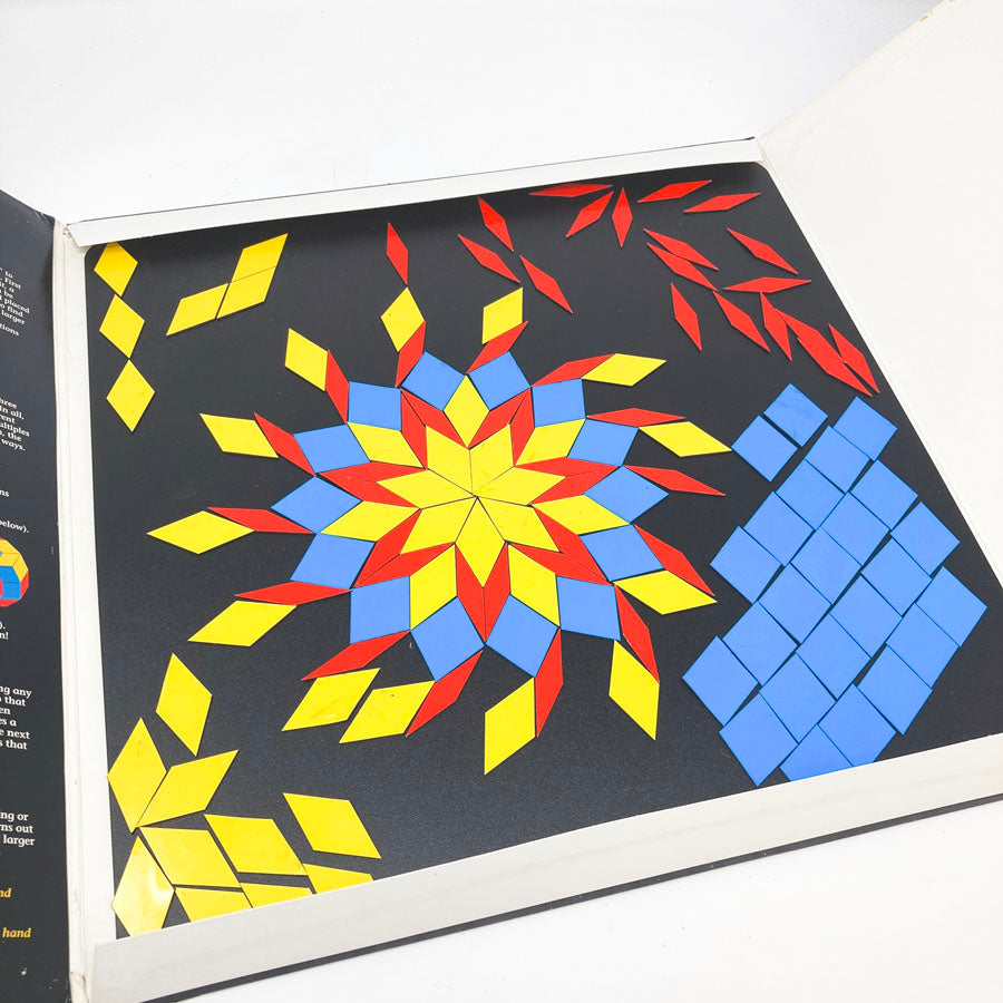 Fractiles-7 Magnetic Tile Toy