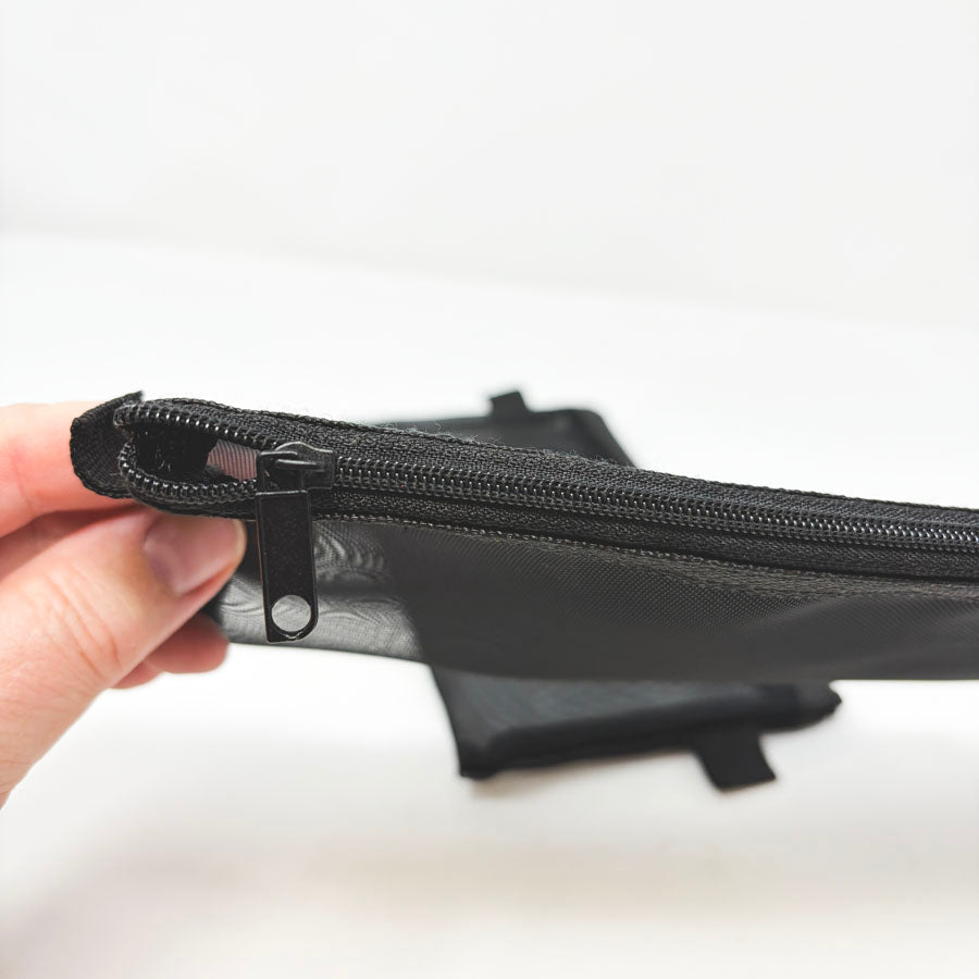 Small Mesh Pencil Pouch (1)