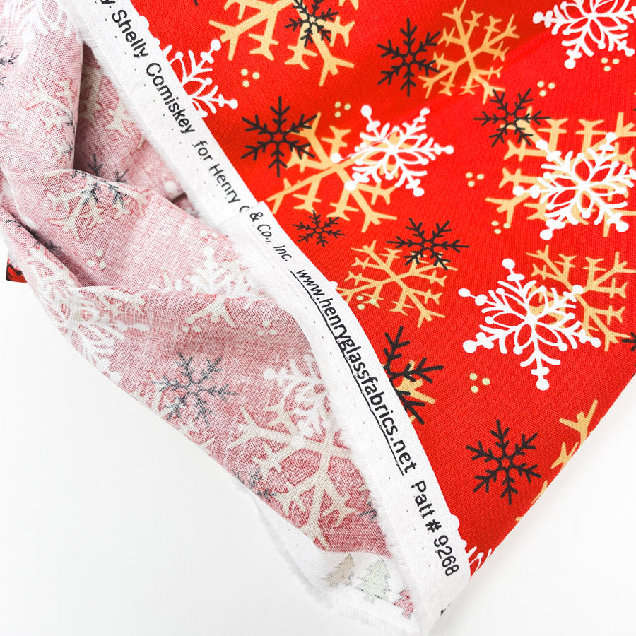 Appx 2 Yds Snowflake Medly Cotton (Blend?) Fabric
