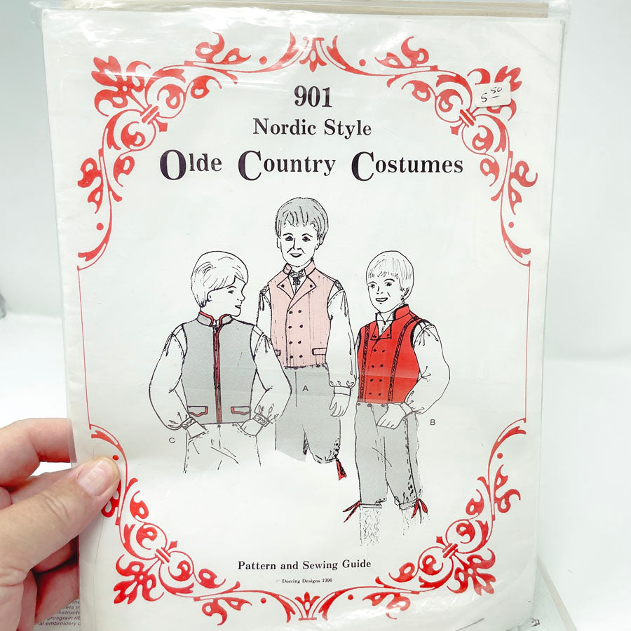 Nordic Style Old Country Costumes