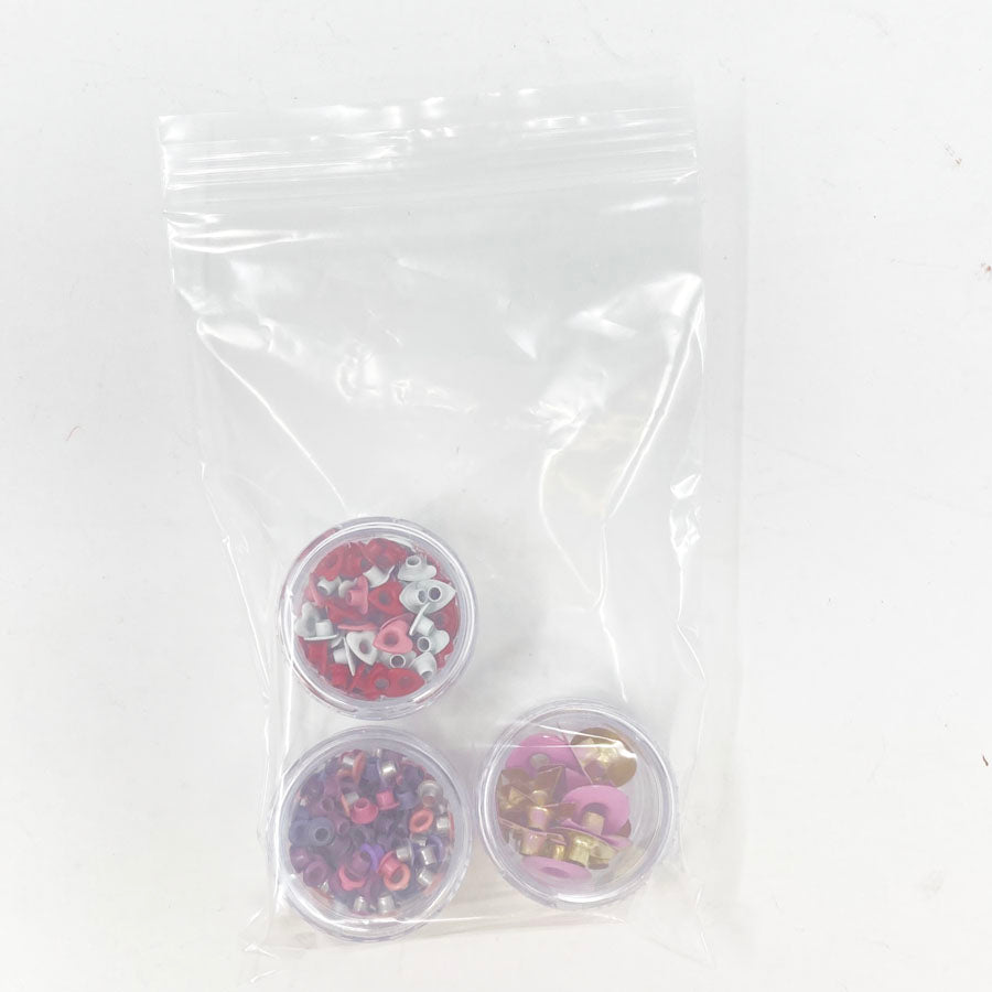 Bag of 3 different eyelets