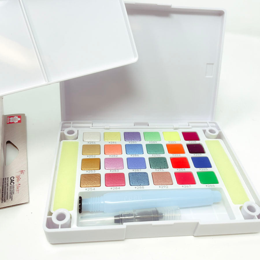 Sakura Koi CAC Watercolor Field Sketch Box Set