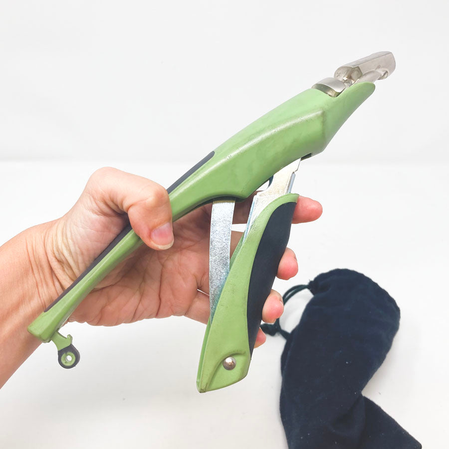 Making Memories Tag Curler Tool