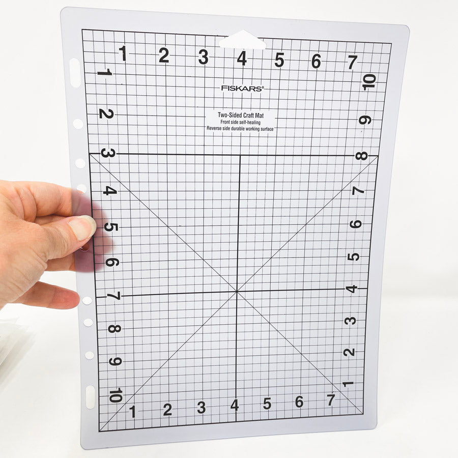 Fiskars Two-Sided Craft Mat - 8" x 11"
