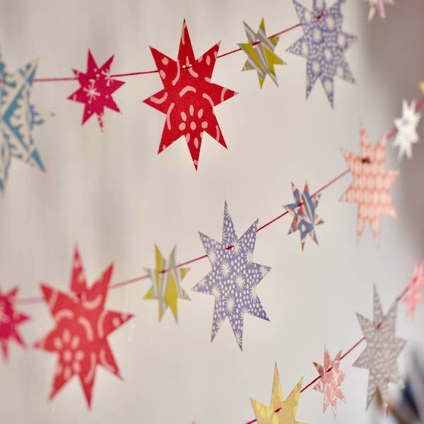 NEW // Cambridge Imprint - Make A Star Garland