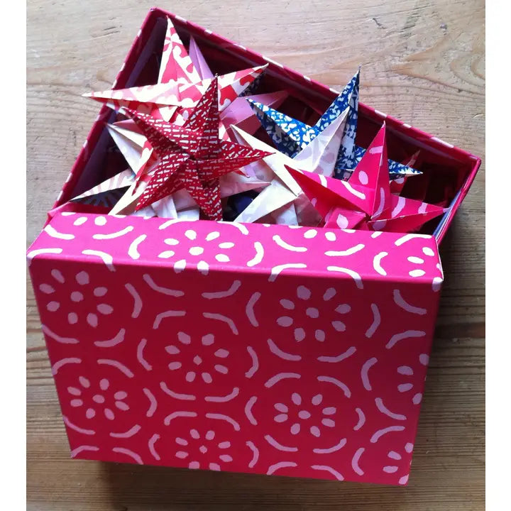 NEW // Cambridge Imprint Origami Star Garland Kit