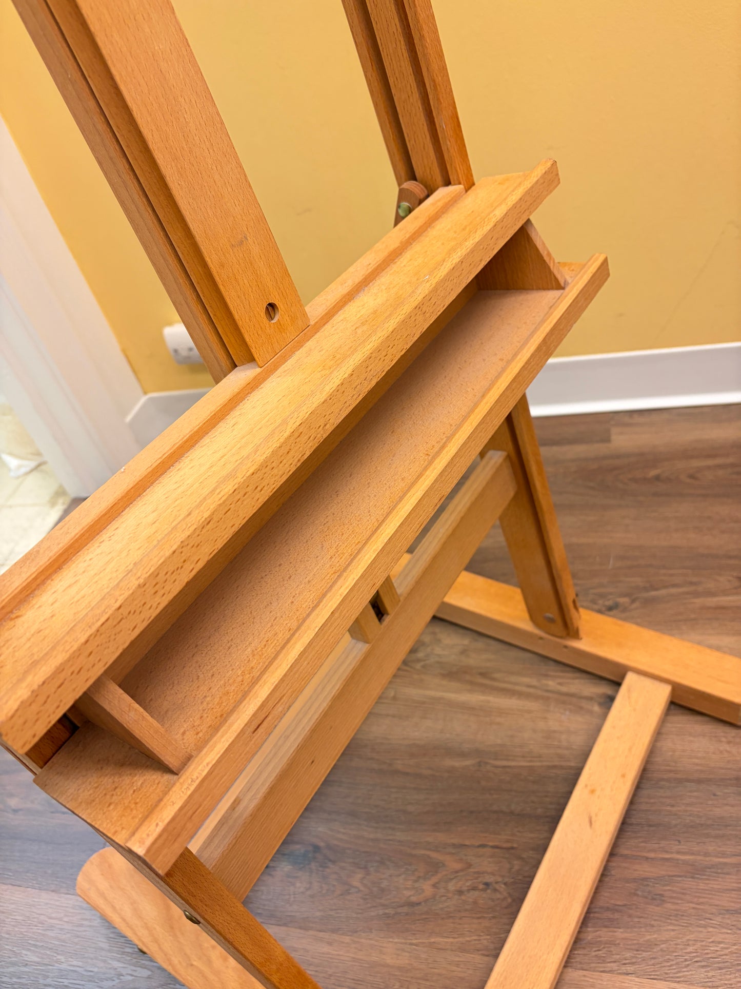Wood Light-Duty H-Frame Easel