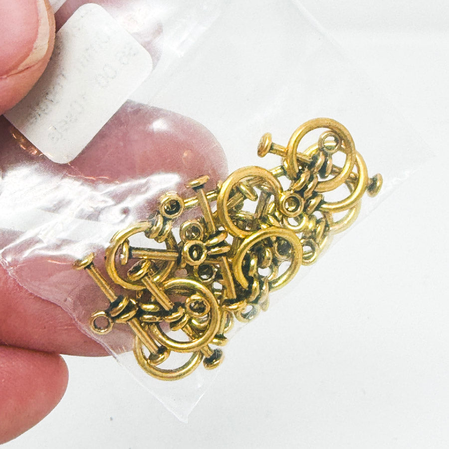 Pewter Gold 10mm Toggle Closures