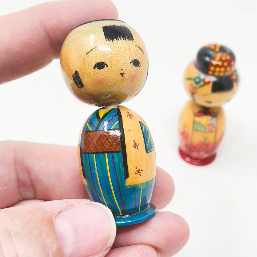 Vintage Kokeshi Nodding Head Dolls - Couple