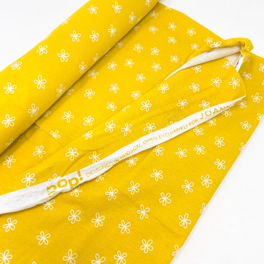1 yd x 54" White Flowers on Yellow Jersey/Stretch T-Shirt Fabric