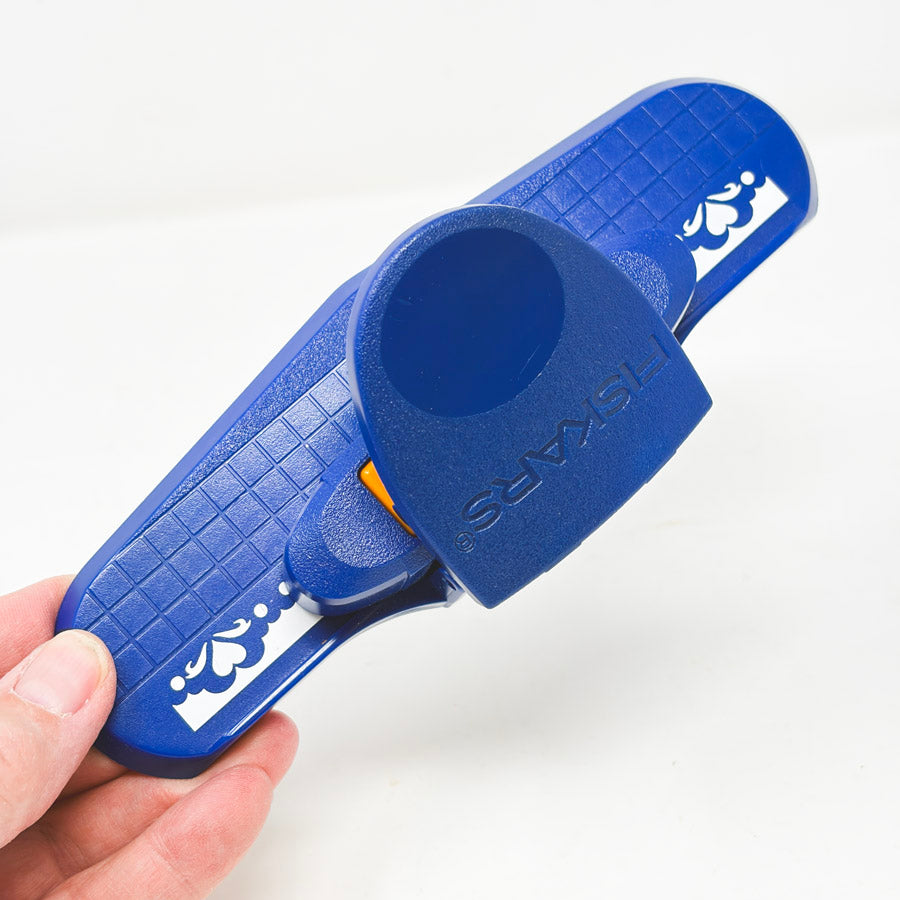 Fiskars Heart Scroll Border Paper Edge Punch
